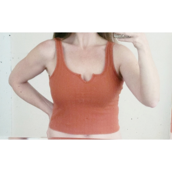 Live in the Moment Cropped Tank Top - Picture 6 of 6